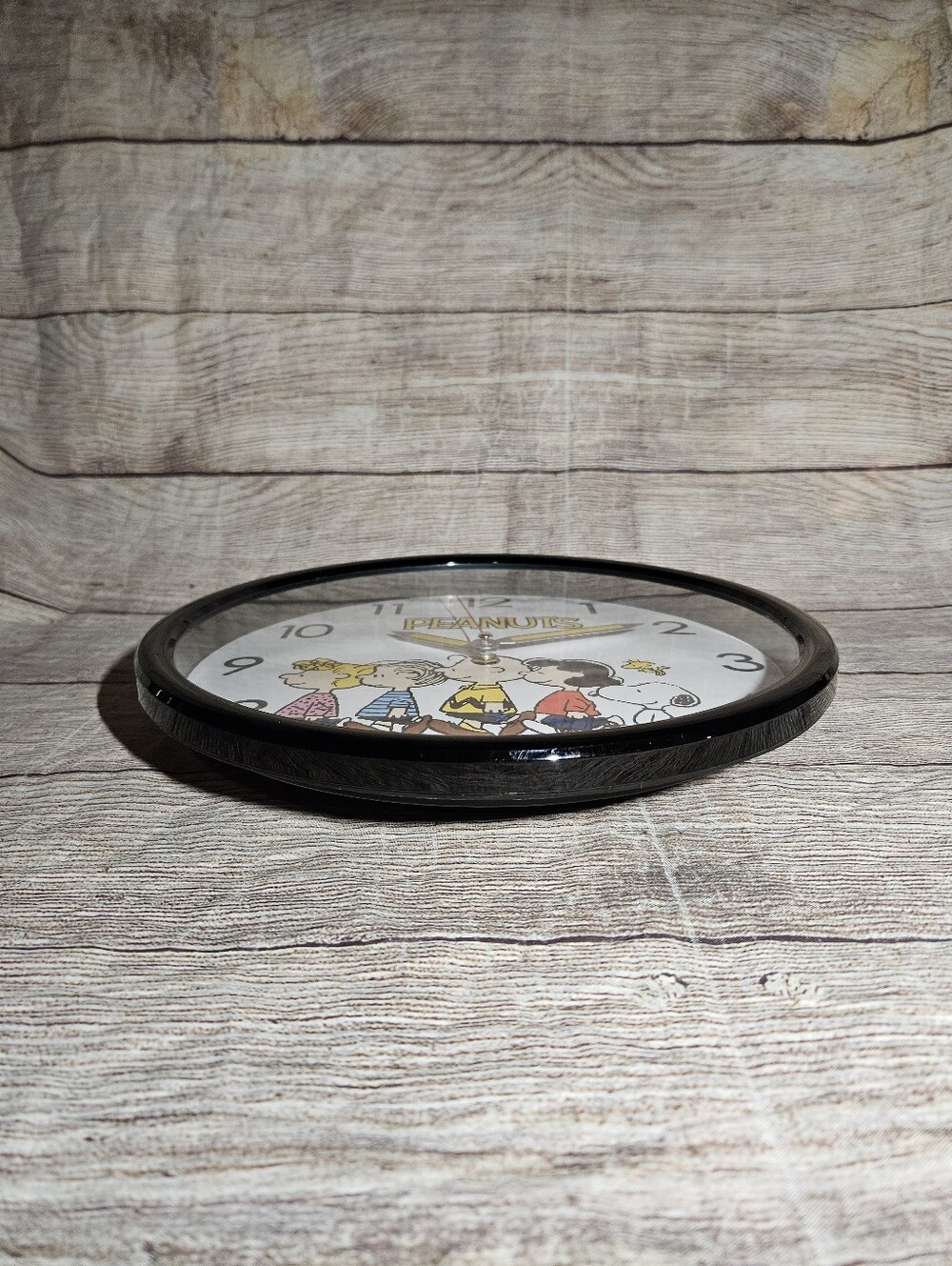 Peanuts snoopy wall clock - Picture 4 of 6